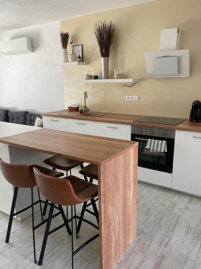 סנץ Sunny Apartment On The Lakes מראה חיצוני תמונה